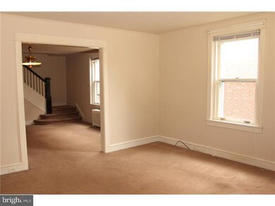 510 Elsie St, Reading, PA 19607 - photo 3