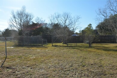5102 Harbin Rd, Alvin, TX 77511 - photo 3