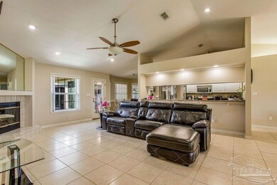 2443 Sweetheart Ln, Pensacola, FL 32526 - photo 7