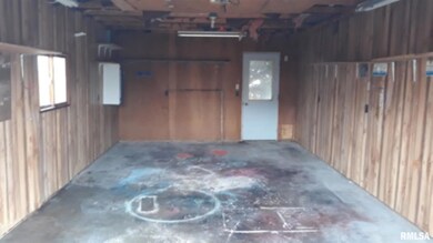 1314 N Hamilton St, Lincoln, IL 62656 - photo 2