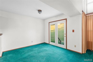 1030 Gifford Ct, Florissant, MO 63031 - photo 6