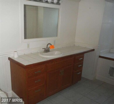 48 East Ave, Hagerstown, MD 21740 - photo 4