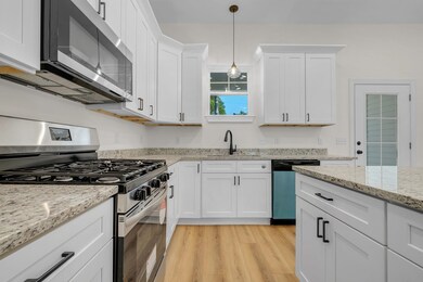 1909 Chowkeebin Ct, Tallahassee, FL 32301 - photo 6