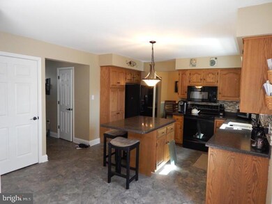 1522 Abbas Ave, Lancaster, PA 17602 - photo 3