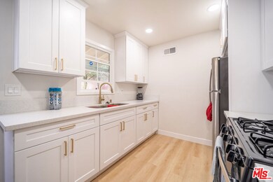 16213 Mckinley Ave, Carson, CA 90746 - photo 3