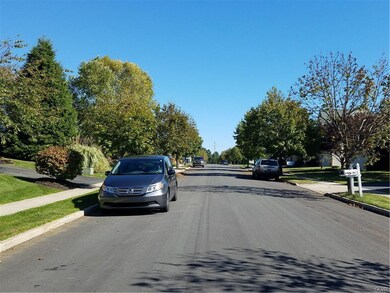 6743 Stein Way, Macungie, PA 18062 - photo 3