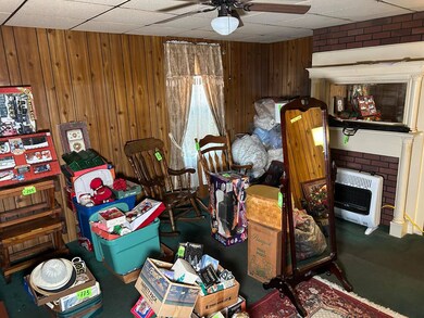 154 S Richhill St, Waynesburg, PA 15370 - photo 7