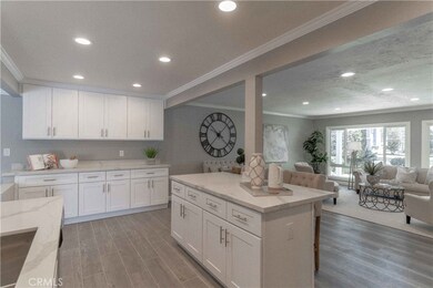 So much cabinet space / counter space, chef's dream kitchen!