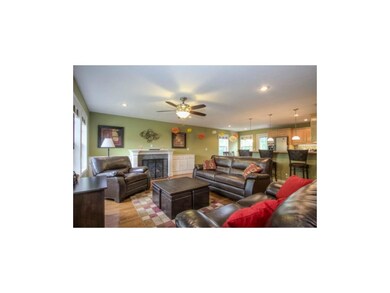 Open Living, Kitchen and Dining