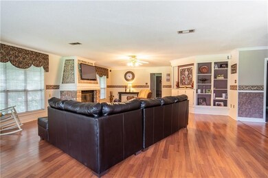 3917 Trinity Church Rd, Pineville, LA 71360 - photo 5