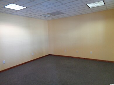 4530 Broadway St, Quincy, IL 62305 - photo 3