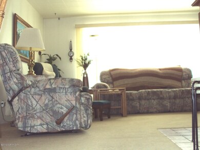 1746 Aleutian Living Room 2