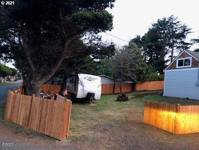 000 SW 10th St, Lincoln City, OR 97367 - photo 6