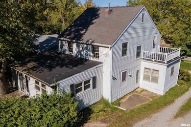 711 W Elm St, Carbondale, IL 62901 - photo 3