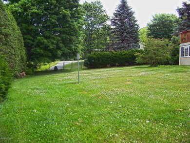 300 Primrose Dr, Blacksburg, VA 24060 - photo 4