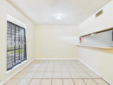 102 Marigny Cir unit C, Duson, LA 70529 - photo 4