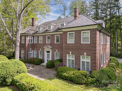 407 Vanderbilt Rd, Biltmore Forest, NC 28803 - photo 2