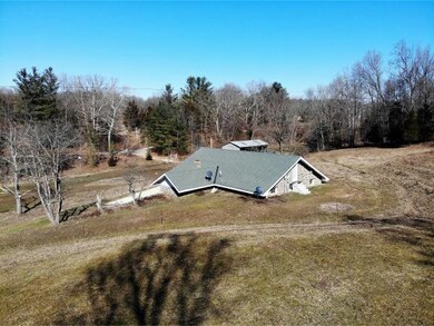 21076 Whistle Creek Rd, Metamora, IN 47030 - photo 4