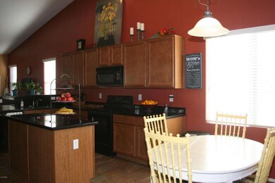 Eat In Kitchen