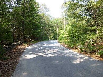 View. Left view of road