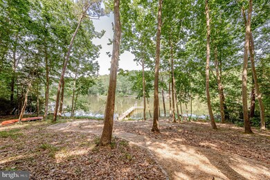 941 Wilton Coves Dr, Hartfield, VA 23071 - photo 5