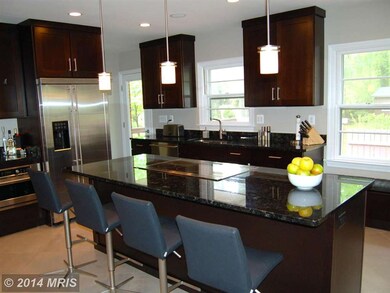 6335 Lakewood Dr, Falls Church, VA 22041 - photo 7