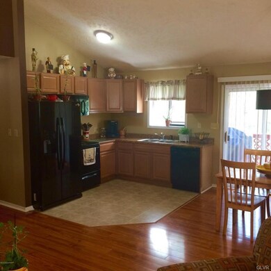 656 Dotters Corner Rd, Kunkletown, PA 18058 - photo 5