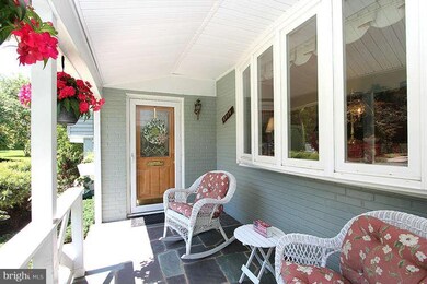 9020 Brierly Rd, Chevy Chase, MD 20815 - photo 4