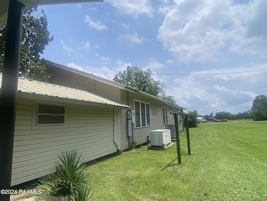 1026 S Ryan Ave, Basile, LA 70515 - photo 7