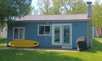 6609 Swallow Dr, Harrison, MI 48625 - photo 2