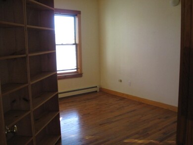 37 Regent St unit 3, Cambridge, MA 02140 - photo 3