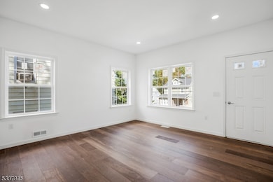 197 Iva St, Rahway, NJ 07065 - photo 4