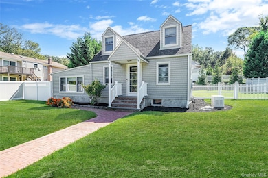 20 Tulip Rd, Kings Park, NY 11754 - photo 4