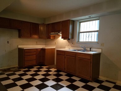 380 W. 2nd Avenue - kitchen
