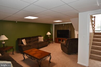 1220 Hillside Rd, Pasadena, MD 21122 - photo 7