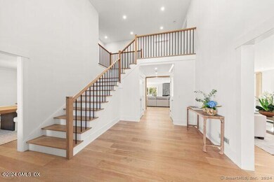 77 Stanton Rd, Darien, CT 06820 - photo 3