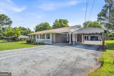 129 Green Meadow Ln NE, Calhoun, GA 30701 - photo 3