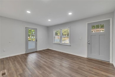 845 Oak St NW, Atlanta, GA 30318 - photo 5