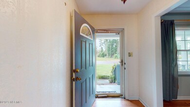 303 University Dr, Jacksonville, NC 28546 - photo 5