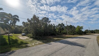 422 Juneau Dr, Lehigh Acres, FL 33974 - photo 3