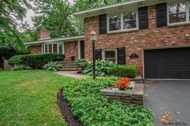 27 Cherry Tree Rd, Albany, NY 12211 - photo 3