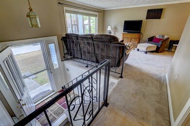 22 Shawnee Dr, Nashua, NH 03062 - photo 7