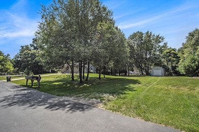 12031 Sandstone Dr, Wayland, MI 49348 - photo 4