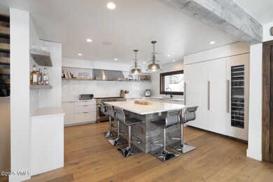 5 Kitchen