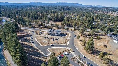 61554 SW Blakely Rd unit 9,10, Bend, OR 97702 - photo 4