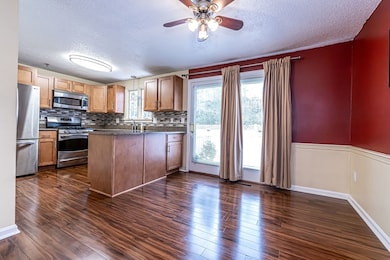 148 Flower Ln unit 14, Dracut, MA 01826 - photo 7