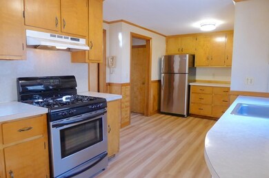 40 Canterbury Rd, Newton Highlands, MA 02461 - photo 6