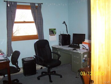 518 Hilldale Dr, Bath, PA 18014 - photo 7