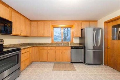 104 Lancaster Rd, Arlington, MA 02476 - photo 5