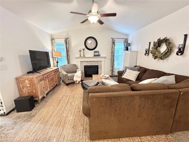 519 7th Ave SW, Cedar Rapids, IA 52404 - photo 5